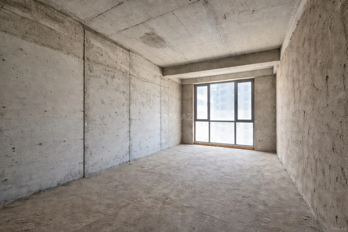 Satılır 5 otaqlı mənzil 281 m²