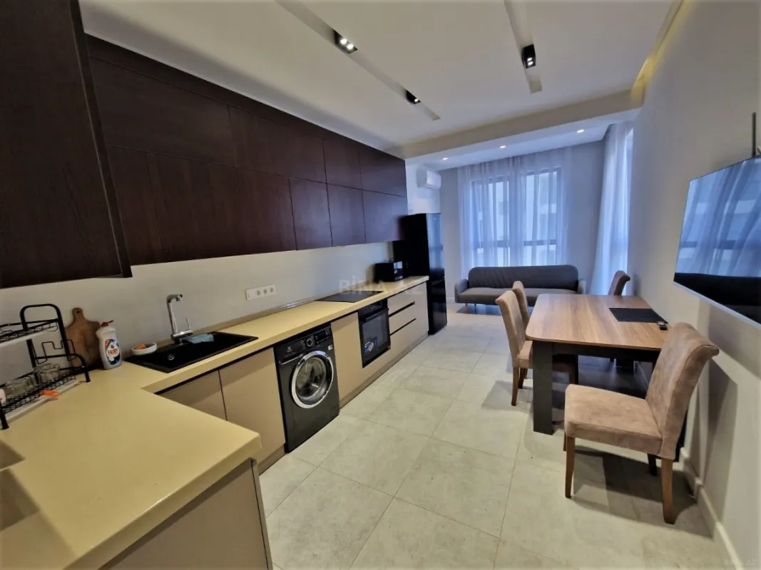Satılır 2 otaqlı mənzil 95 m²