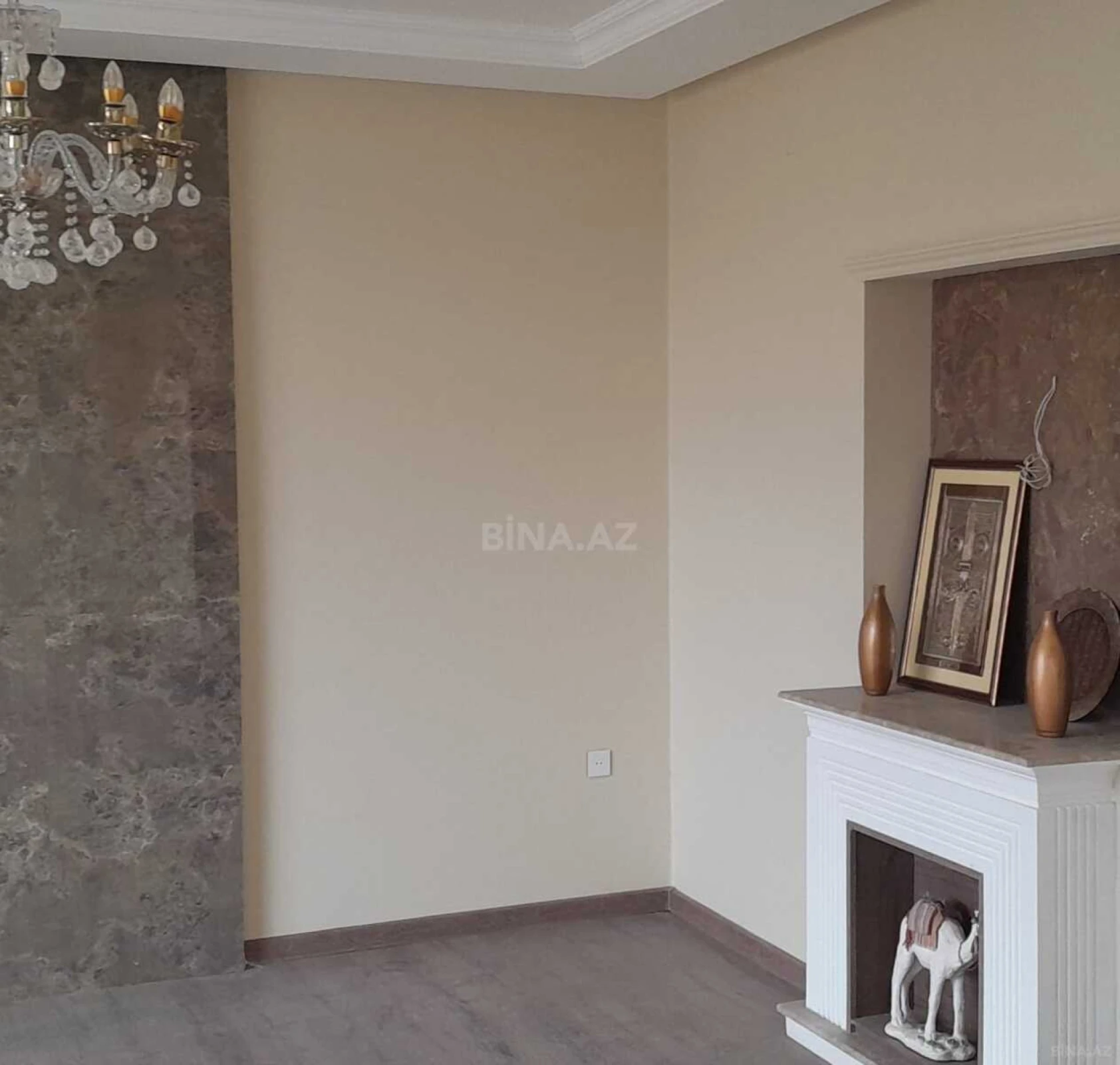 Satılır 6 otaqlı həyət evi 300 m²