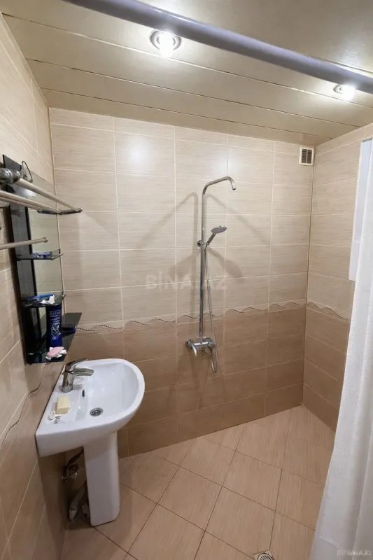 Satılır 4 otaqlı mənzil 110 m²