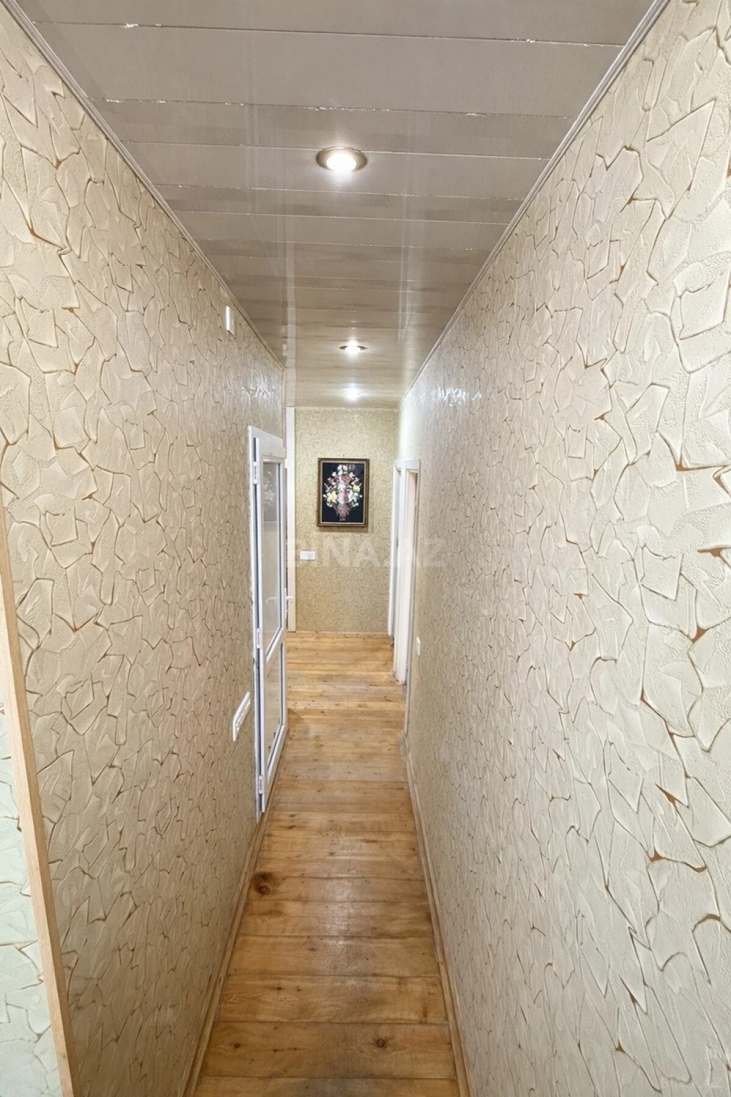 Satılır 4 otaqlı mənzil 110 m²