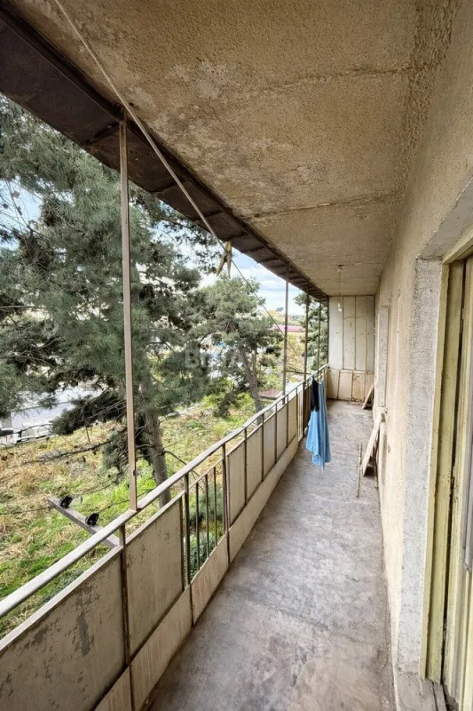 Satılır 4 otaqlı mənzil 110 m²