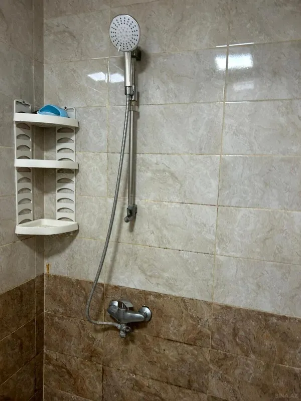 Satılır 2 otaqlı mənzil 72 m²