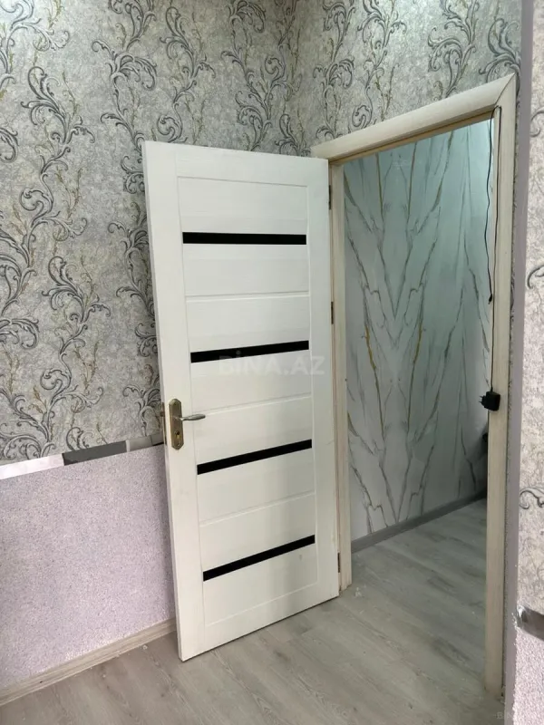 Satılır 2 otaqlı mənzil 72 m²