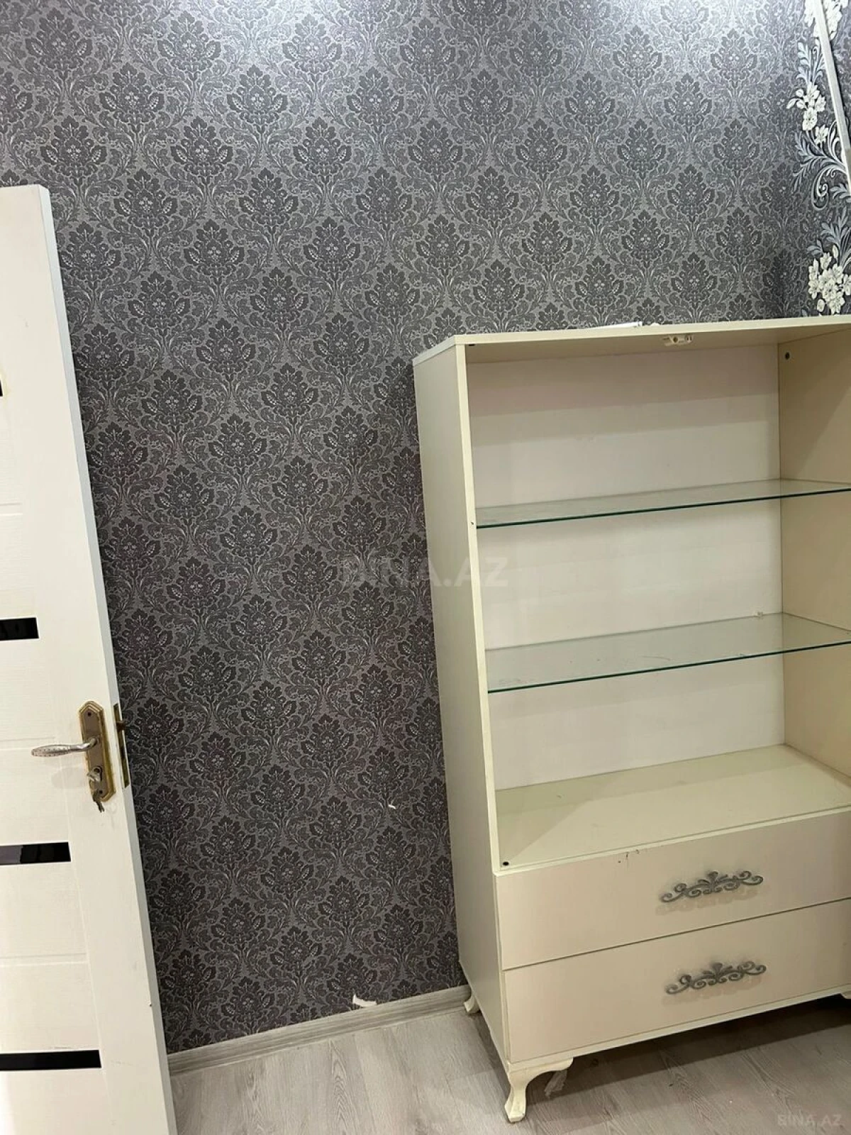 Satılır 2 otaqlı mənzil 72 m²