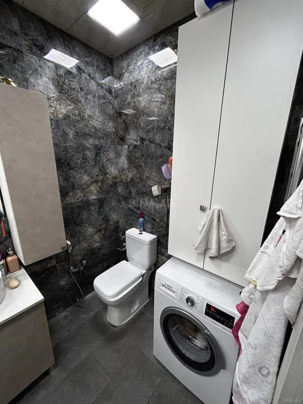 Satılır 2 otaqlı mənzil 66 m²