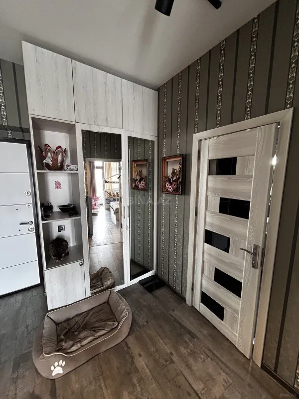 Satılır 2 otaqlı mənzil 66 m²