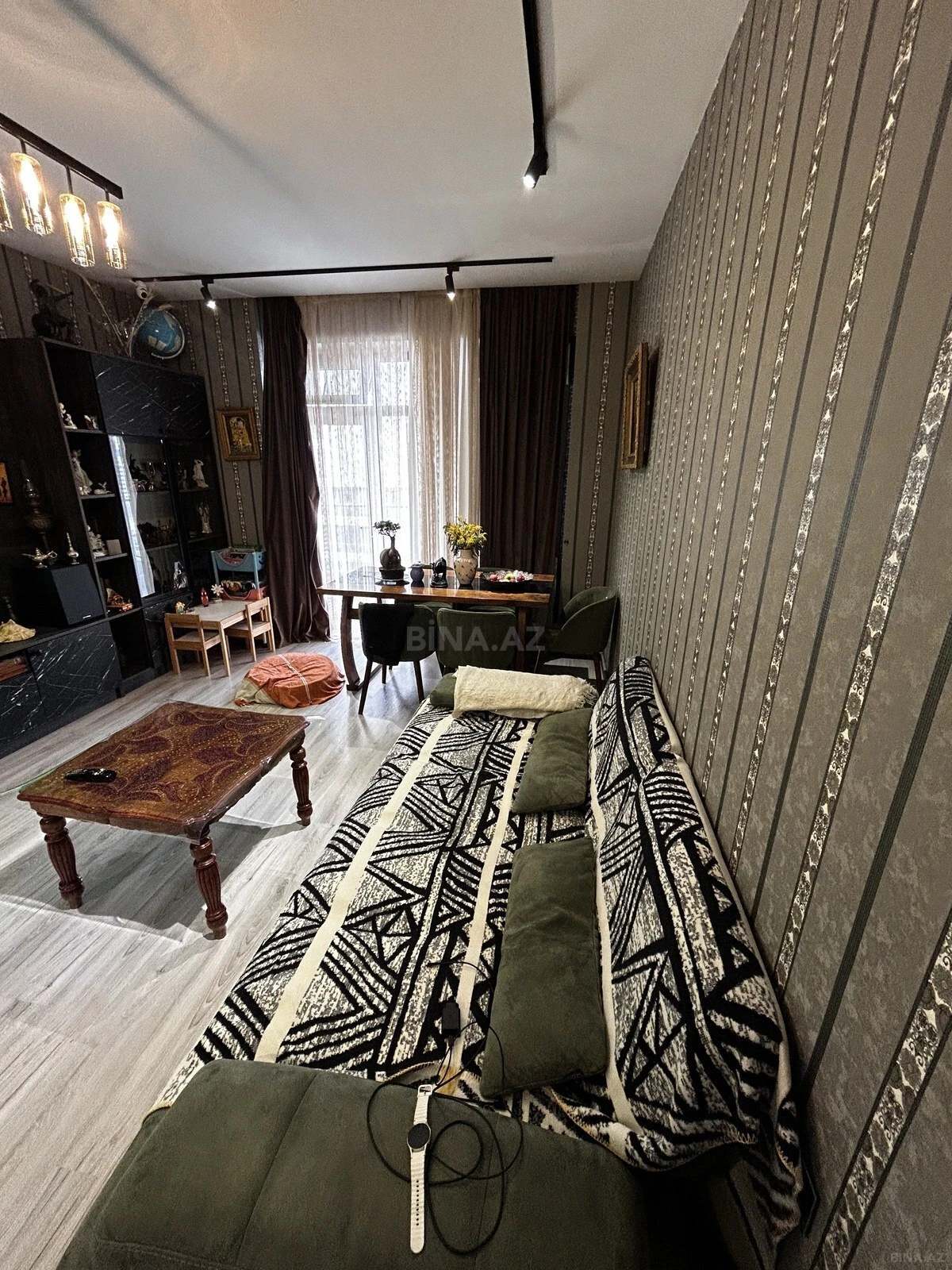Satılır 2 otaqlı mənzil 66 m²