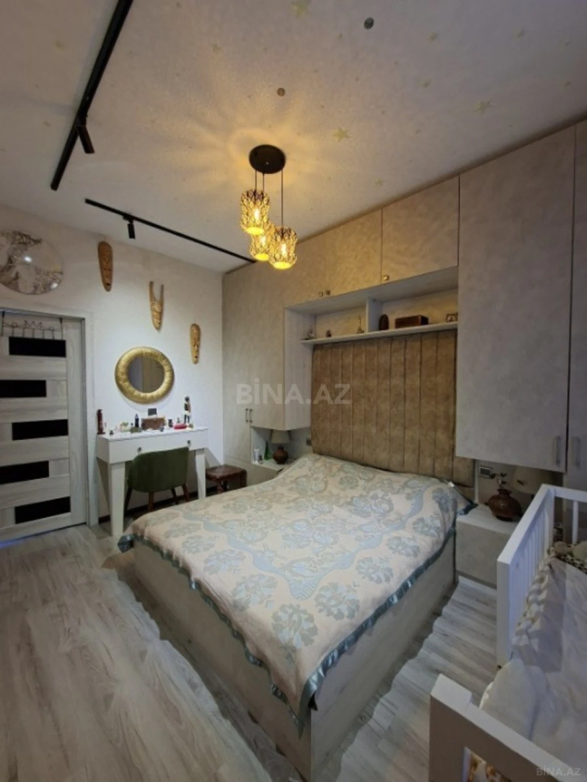 Satılır 2 otaqlı mənzil 66 m²