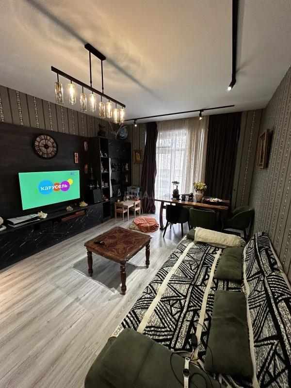 Satılır 2 otaqlı mənzil 66 m²