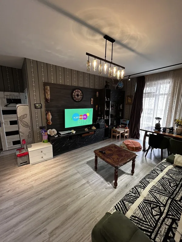 Satılır 2 otaqlı mənzil 66 m²
