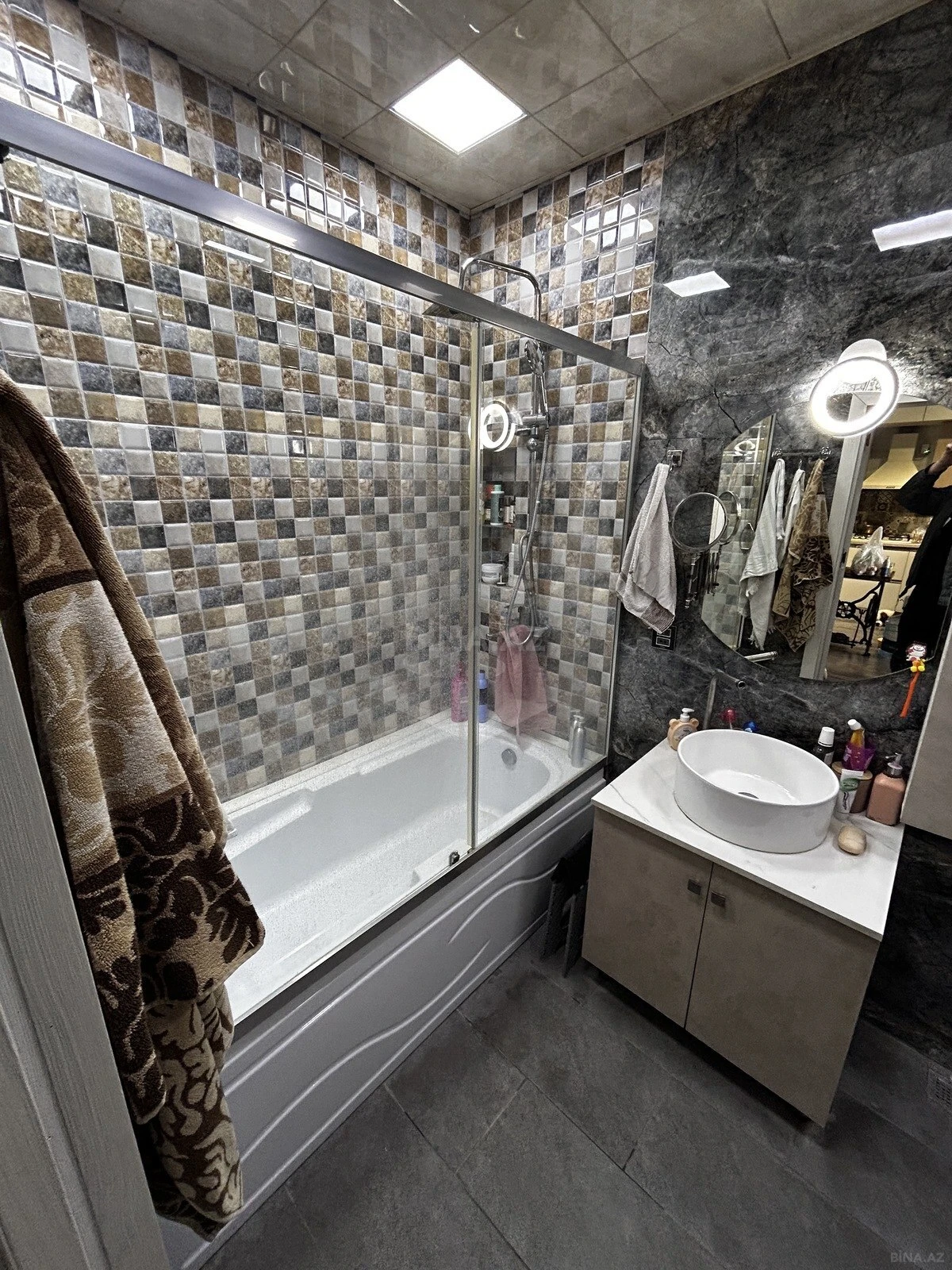 Satılır 2 otaqlı mənzil 66 m²