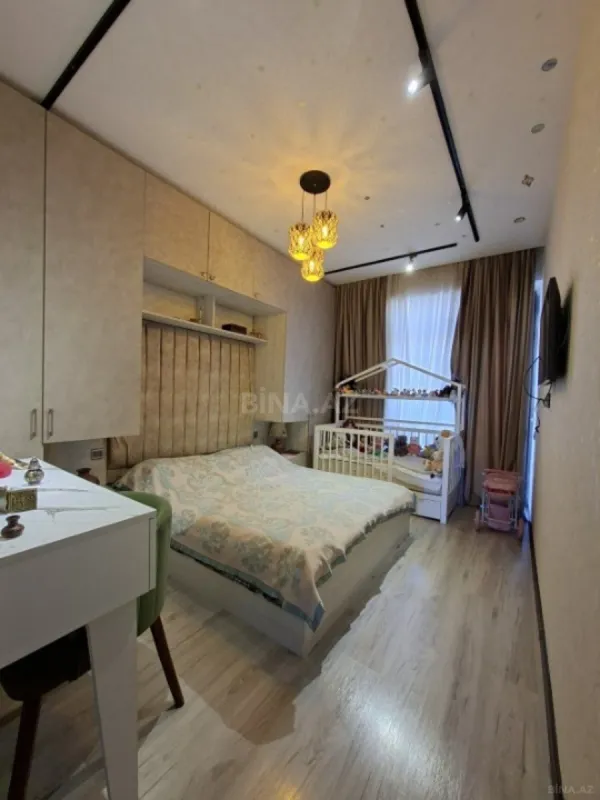Satılır 2 otaqlı mənzil 66 m²