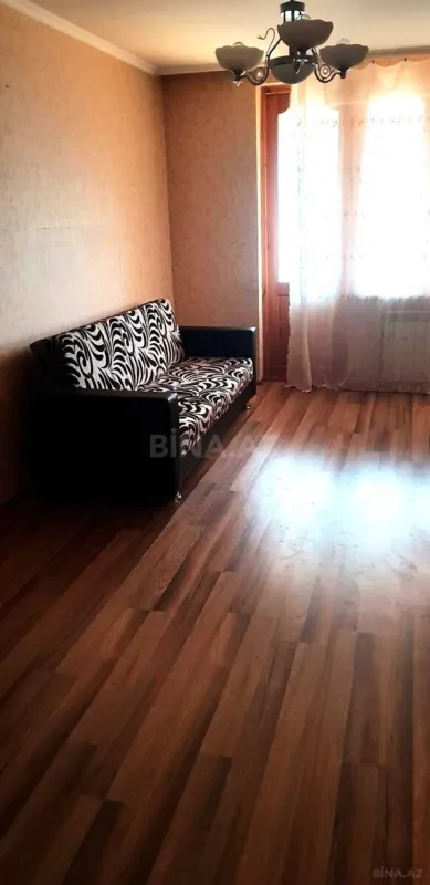 Kirayə verilir 2 otaqlı mənzil 65 m²