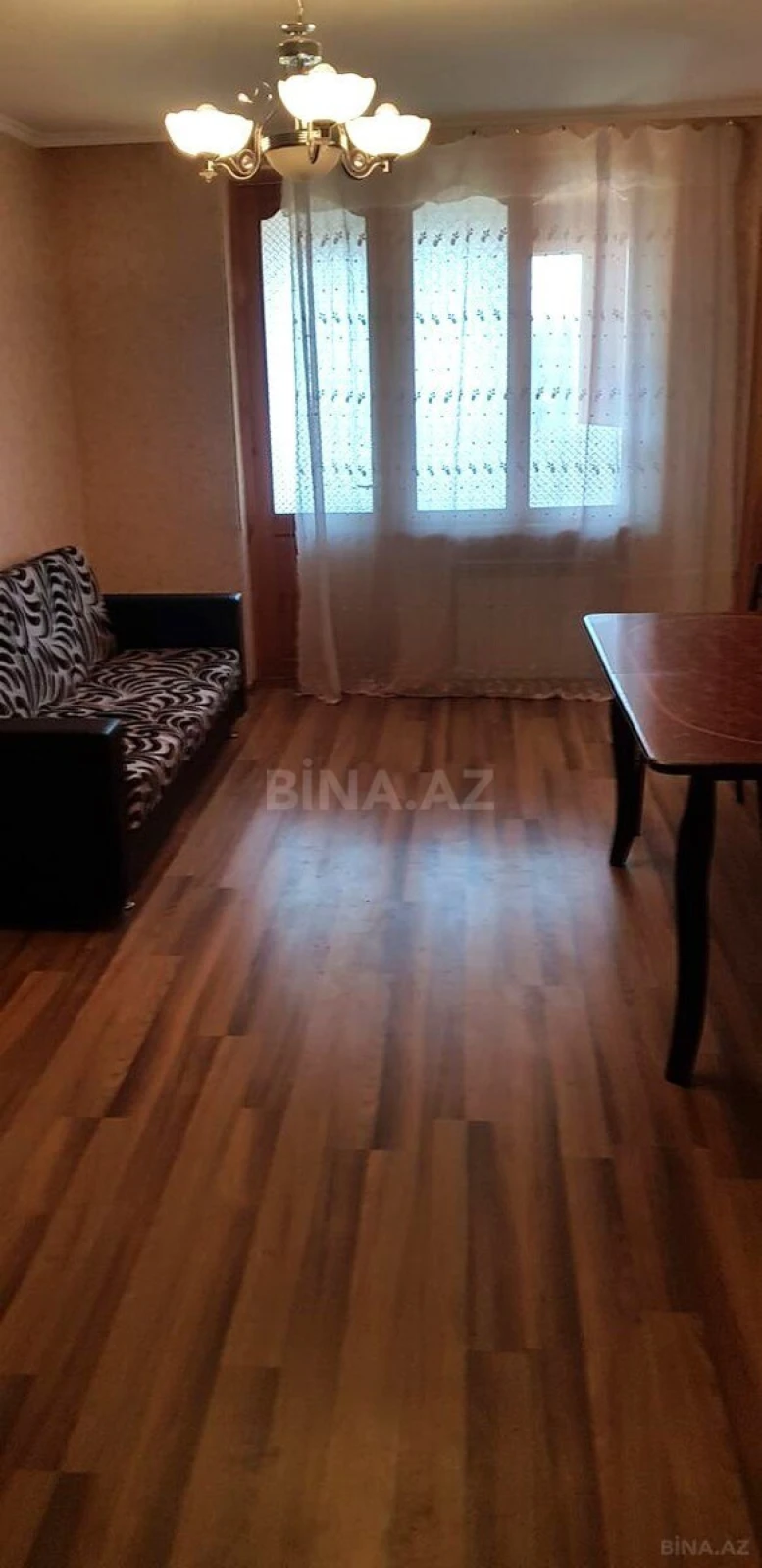 Kirayə verilir 2 otaqlı mənzil 65 m²
