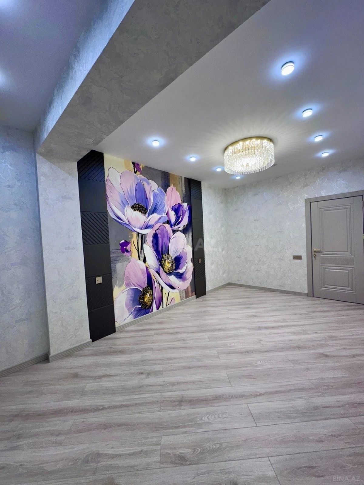 Satılır 3 otaqlı mənzil 110 m²