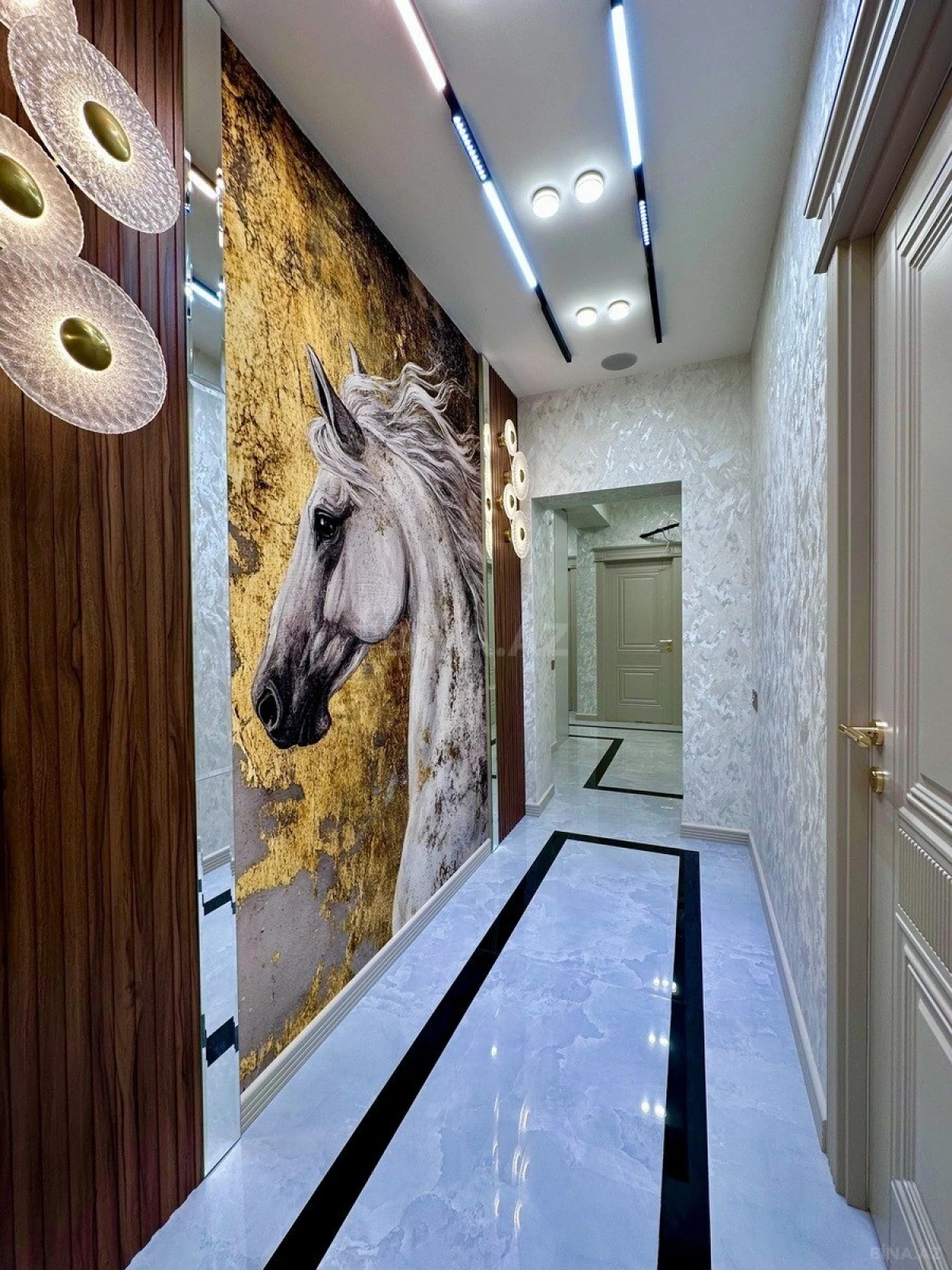 Satılır 3 otaqlı mənzil 110 m²