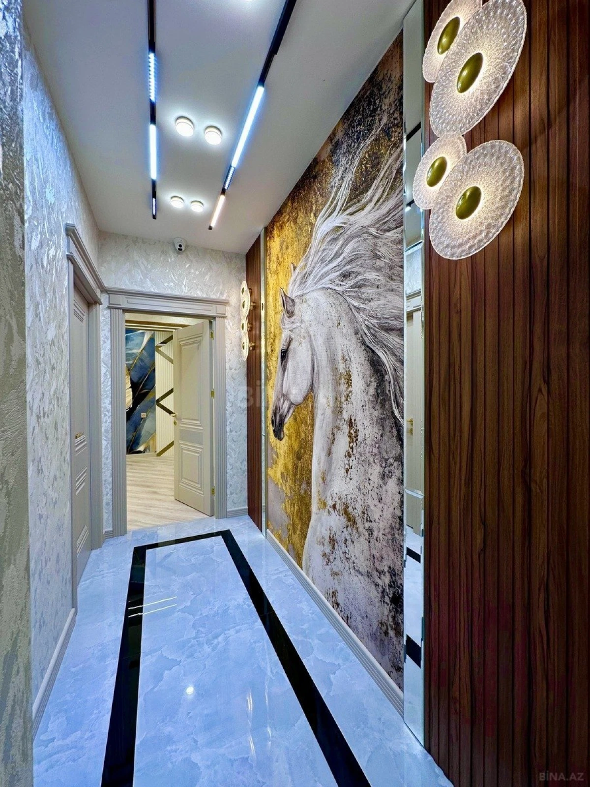 Satılır 3 otaqlı mənzil 110 m²