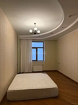 Kirayə verilir 3 otaqlı mənzil 160 m²