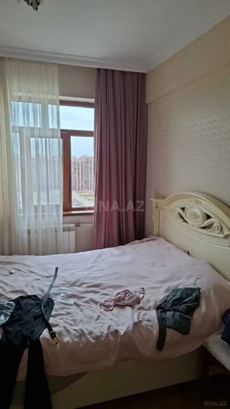 Satılır 3 otaqlı mənzil 90 m²