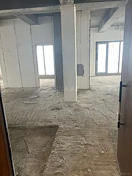 Satılır 5 otaqlı mənzil 450 m²