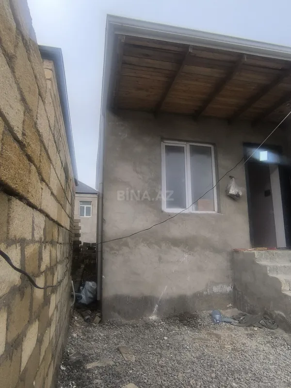 Satılır 3 otaqlı həyət evi 80 m²