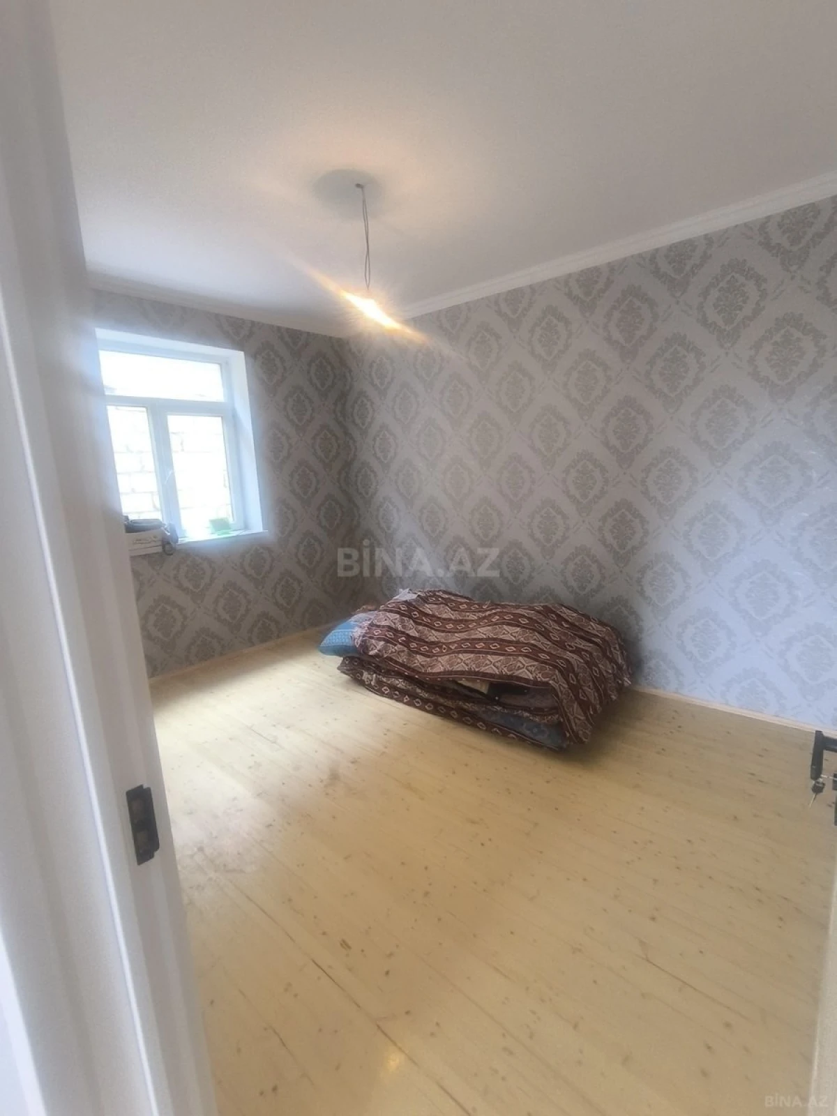 Satılır 3 otaqlı həyət evi 80 m²
