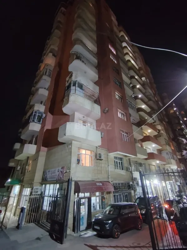 Satılır 3 otaqlı mənzil 128 m²