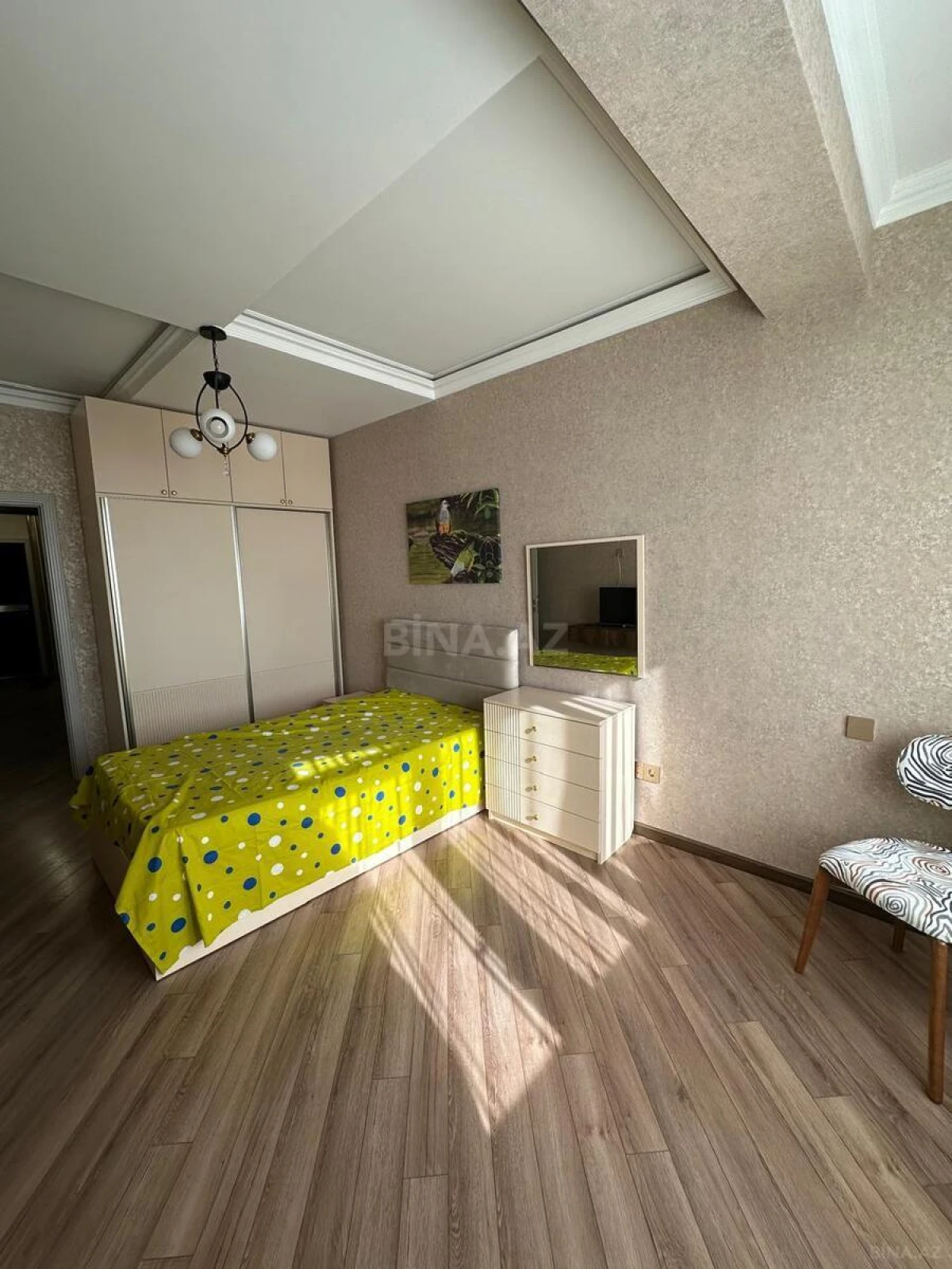 Kirayə verilir 3 otaqlı mənzil 100 m²