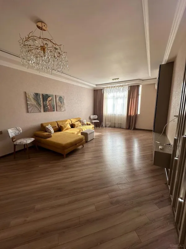 Kirayə verilir 3 otaqlı mənzil 100 m²