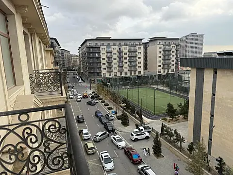 Satılır 3 otaqlı mənzil 100 m² — Bakı 3 otaq 100.00 m²