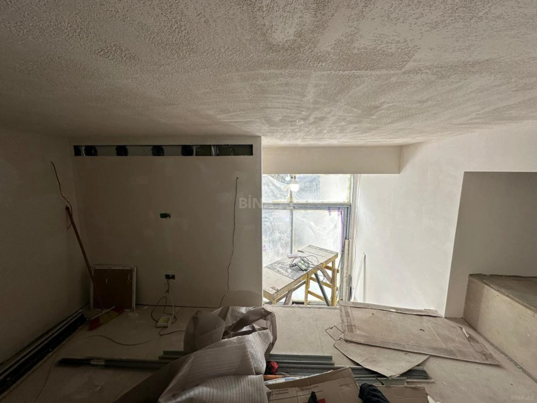 Satılır 2 otaqlı mənzil 54 m²