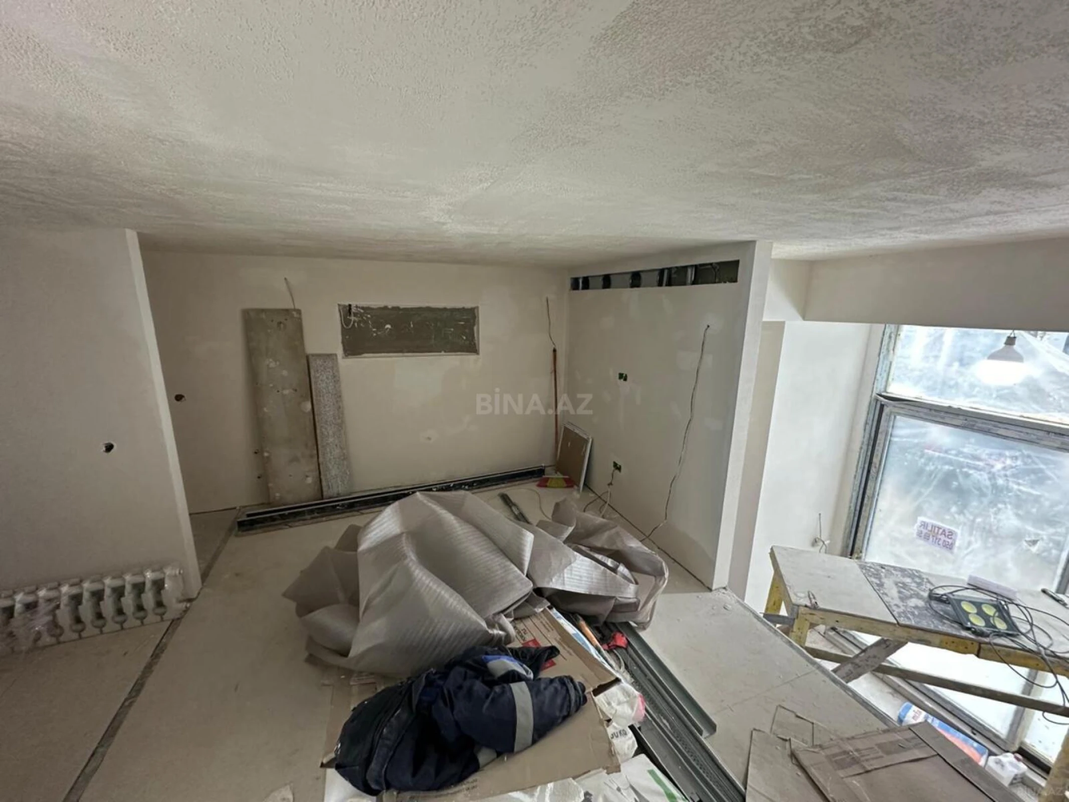 Satılır 2 otaqlı mənzil 54 m²