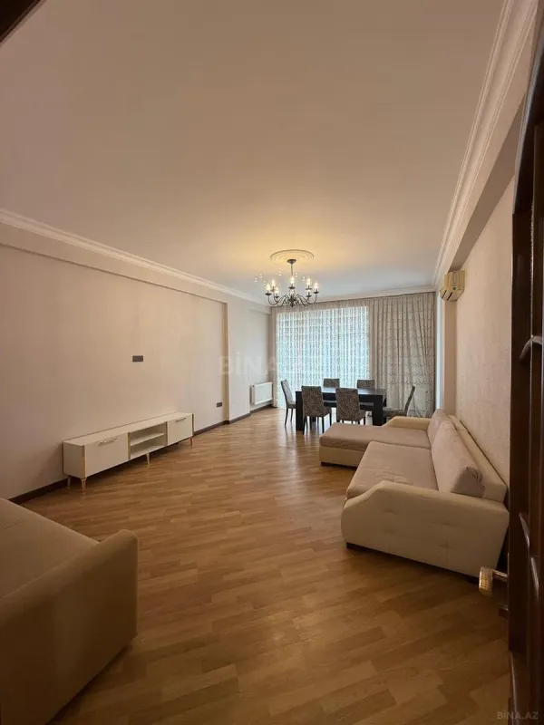 Kirayə verilir 3 otaqlı mənzil 128 m²