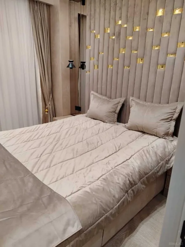 Kirayə verilir 2 otaqlı mənzil 70 m²