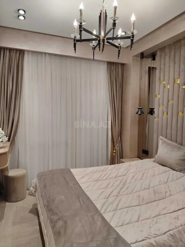 Kirayə verilir 2 otaqlı mənzil 70 m²