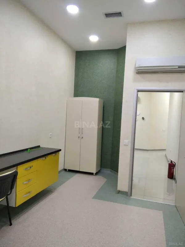 Satılır obyekt 270 m²