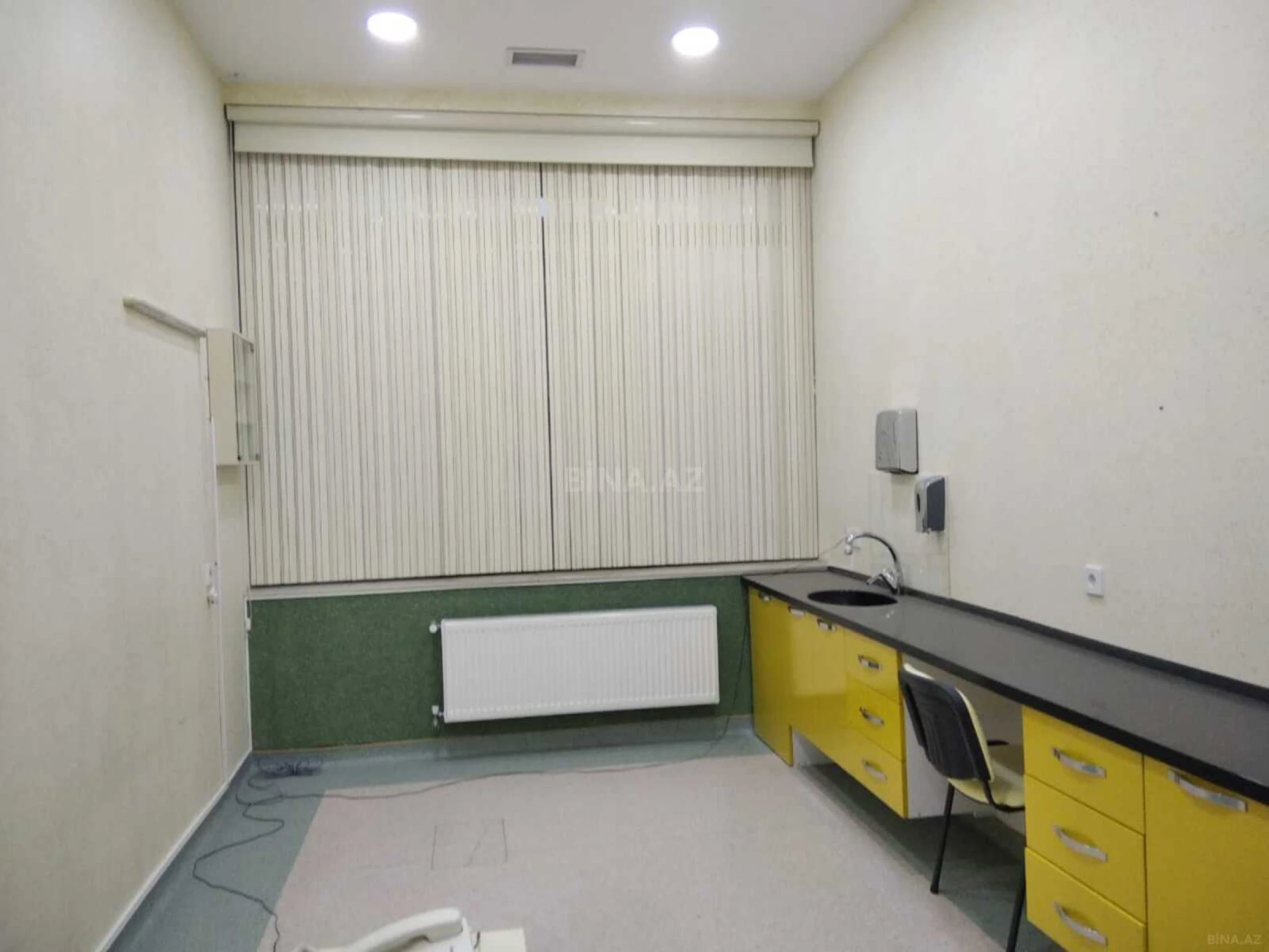 Satılır obyekt 270 m²