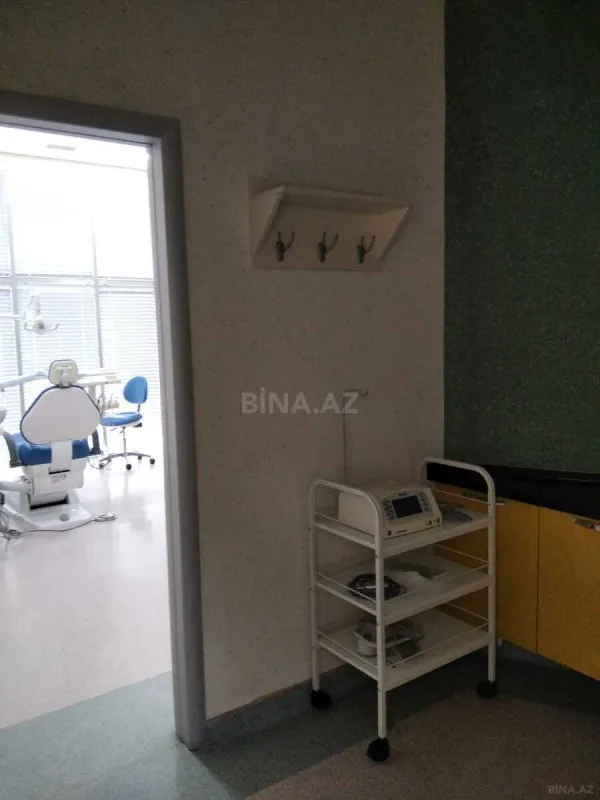 Satılır obyekt 270 m²