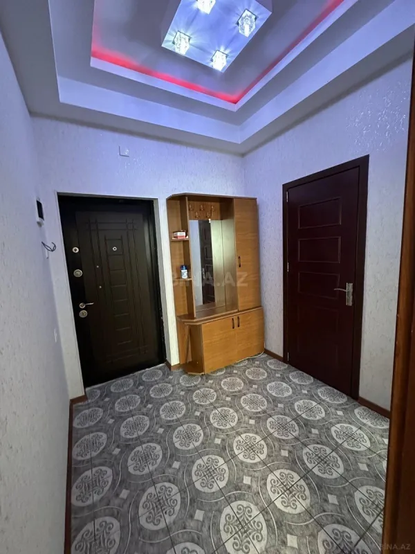 Kirayə verilir 2 otaqlı mənzil 55 m²