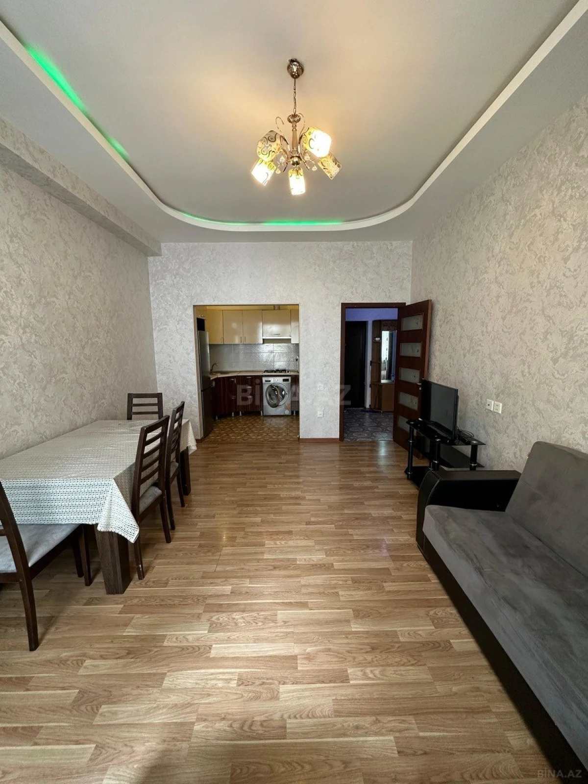 Kirayə verilir 2 otaqlı mənzil 55 m²
