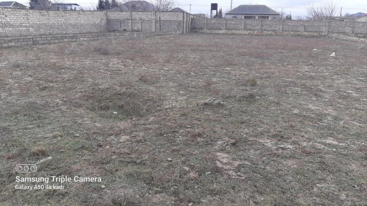Satılır torpaq sahəsi 12 m²