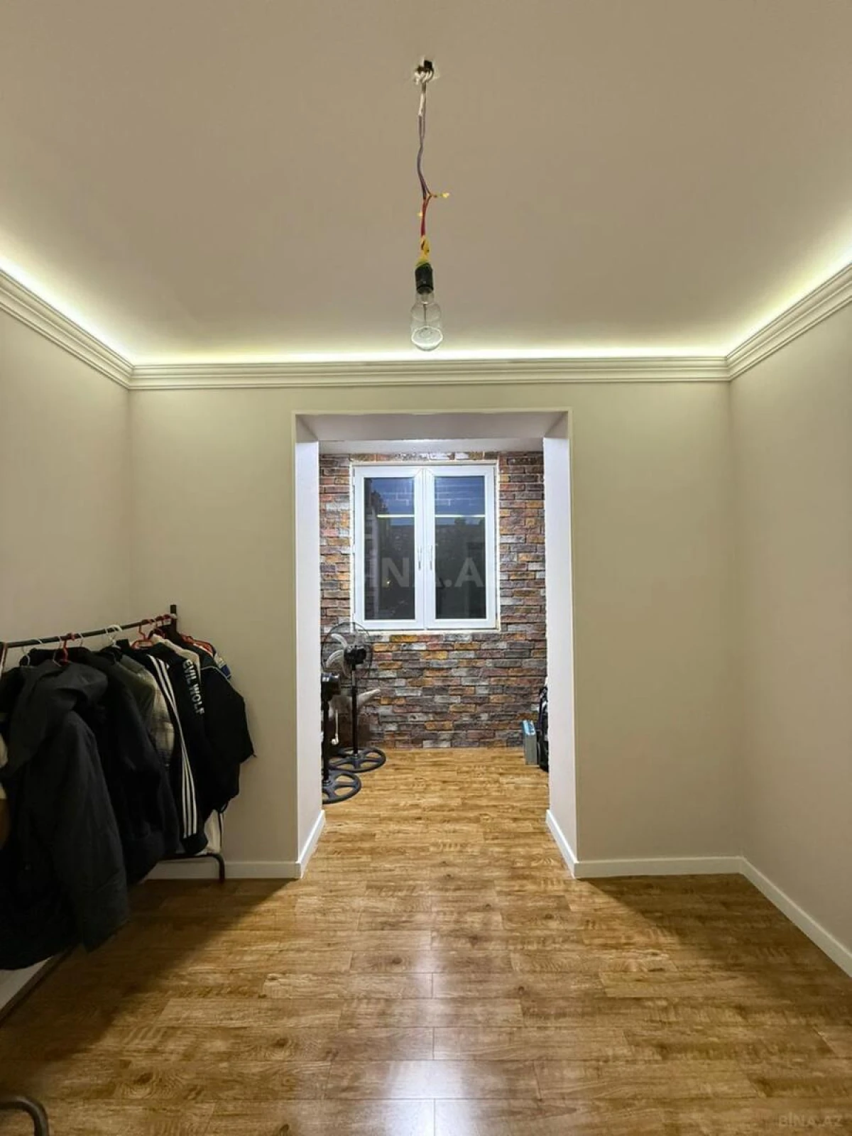 Satılır 5 otaqlı mənzil 127 m²