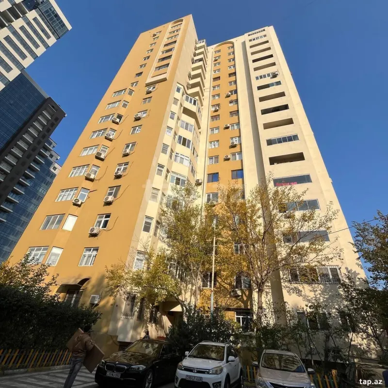 Satılır 3 otaqlı mənzil 85 m²