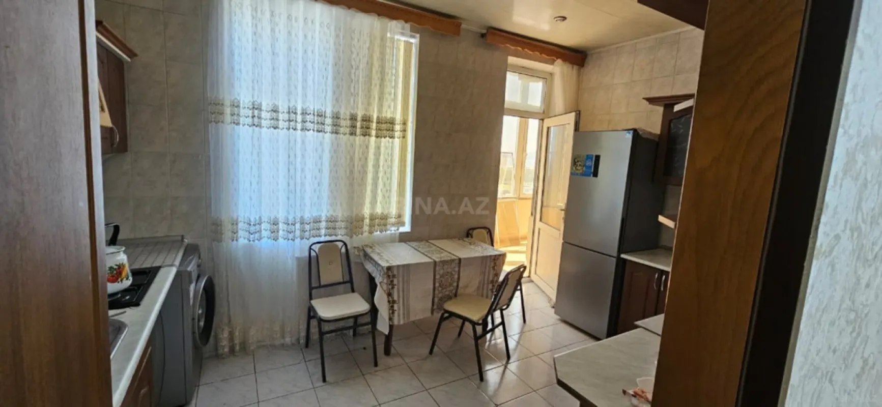 Kirayə verilir 3 otaqlı mənzil 110 m²