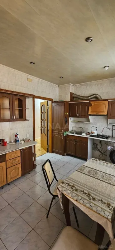 Kirayə verilir 3 otaqlı mənzil 110 m²