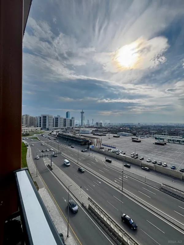 Satılır 2 otaqlı mənzil 61.7 m²