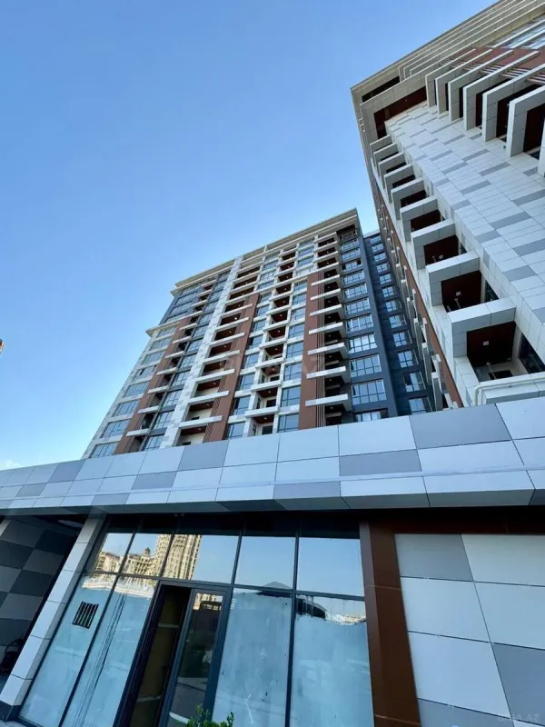 Satılır 2 otaqlı mənzil 61.7 m²