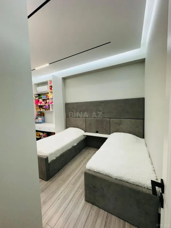 Satılır 3 otaqlı mənzil 110 m²