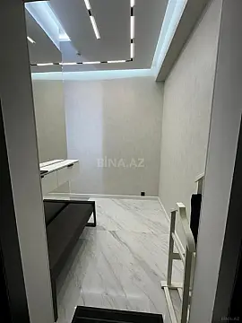Satılır 3 otaqlı mənzil 110 m²